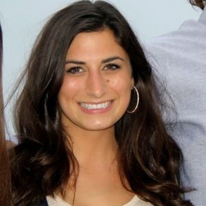 Meet your Posher, Carlye